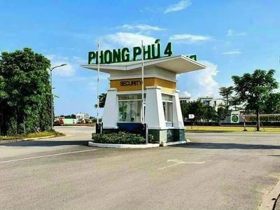Bán đất nền kdc phong phú 4 dt 8x20 đường rộng 30m giá rẻ 48.5 tr 1m2 0