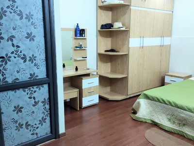 Cho thuê căn hộ 1 ngủ tại Văn Cao 4