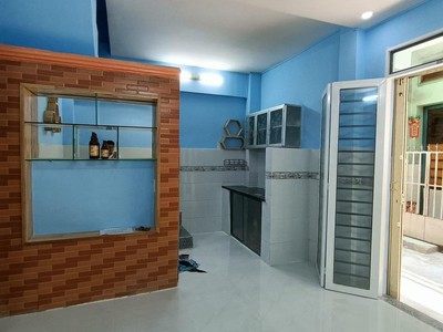 Quận 6, 2 căn ra hxh đành bán lổ giảm 400 triệu , nhà dt 5.2x3.6m 2 tầng 2pn 2wc , chỉ 2 tỷ x 0