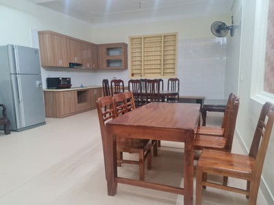 Cho thuê nhà 4 tầng tại Liên Bảo, Vĩnh Yên. 6 phòng ngủ Đủ đồ giá 15 triệu 2