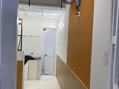 Siêu rẻ bán nhà đường Điện Biên Phủ - trung tâm Đà nẵng - giá chỉ nhỉnh 1 tỷ. 2