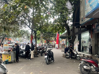 Cho thuê nhà mặt tiền rộng 5m mặt đường Trần Nguyên Hãn, Lê Chân, Hải Phòng 0