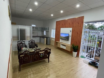 Bán nhà đường Nguyễn Lương Bằng - quận Liên Chiểu- mặt tiền 15m - 2 tầng - giá chỉ 1.x tỷ 2