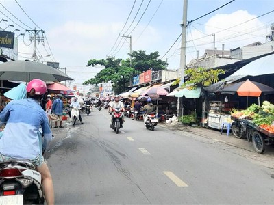 Bán nhà mặt tiền bùi văn ngữ ngay chợ ba bầu kinh doanh 1