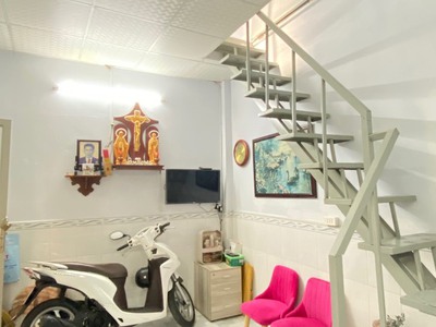 Chính chủ cần bán hoặc cho thuê căn nhà 724/ 22 lê văn lương, pường phước kiển, huyện nhà bè 1