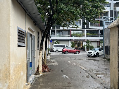 Chính chủ cho thuê nhà Đức Giang 3 tầng giá 6 triệu 0