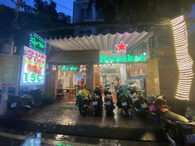 Cần hợp tác kinh doanh hoặc sang nhượng cho thuê lại nhà hàng đang kinh doanh, khách hàng ổn định, 4