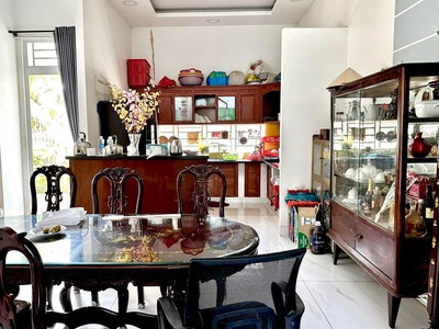 Hot  giảm nóng 37 tỷ còn 73 tỷ-biệt thự sân vườn đất rộng 7000m2 cò bay thẳng cánh-trường thạnh tp 2