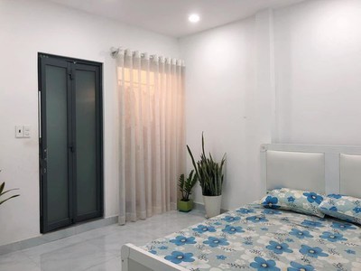 Cho thuê nhà nguyên căn trung tâm mặt tiền đường bình quới, phường 28, bình thạnh 2