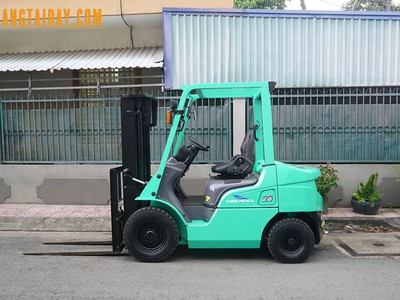 Xe nâng dầu 2.5 tấn hiệu Mitsubishi năm 2016 - máy zin toàn bộ 1