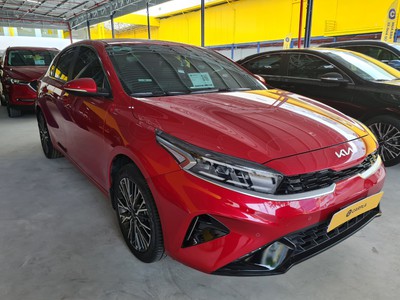 Cần bán Kia K3 1.6 Premium siêu mới, giá siêu mềm, Hỗ trợ sau bán hàng 2