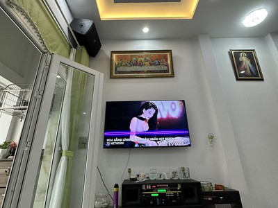 Trung tâm quận 6, cạnh hẻm ôtô và mặt tiền, nhà mới đẹp ở ngay, 40m2, 3 tầng 3pn, hoàn công đủ, sổ 2