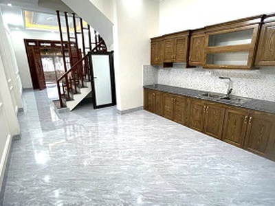 Chính chủ bán dãy 3 căn nhà 3 tầng đường trần bích san. 4