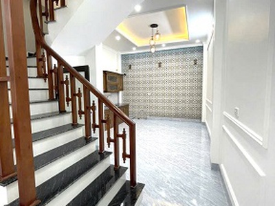 Chính chủ bán dãy 3 căn nhà 3 tầng đường trần bích san. 2