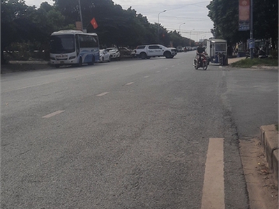 Khu vực vip, xe container tránh, kinh doanh đẳng cấp, xung quanh nhiều nhà hàng, phân xưởng, tại 0