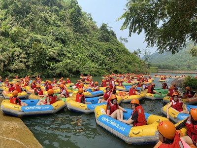 TOUR ĐÀ NẴNG 1 NGÀY- Làng cổ giữa lòng thành phố- Trượt thác mạo hiểm 1