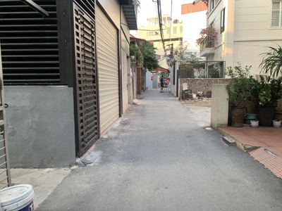 Bán đất tổ 12 Thạch Bàn, lô góc 51,3m2 mặt tiền 4m, 5 chỗ vào nhà, ngõ thông giá hợp lý 1