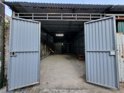Cho thuê Kho/xưởng 40m2 ô tô vào, tổ 11 Thạch Bàn, Long Biên 0