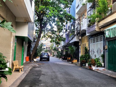 Biệt thự trung tâm quận 10, ngang hơn 5m, hẻm nhựa 8m, bán gấp 4