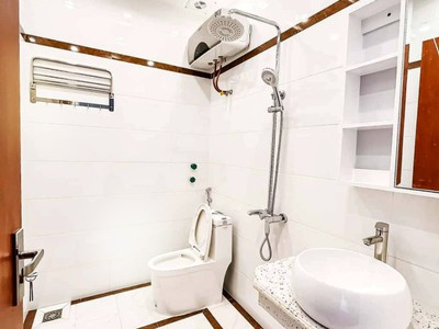 Bán nhà xây mới tđc đằng lâm, 60m 4 tầng giá 5.8 tỉ cạnh trường fpt 4