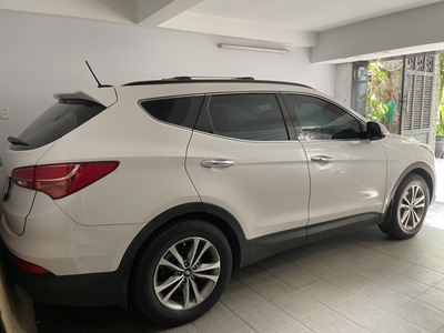 CHÍNH CHỦ CẦN BÁN Hyundai Santafe máy xăng 2.4L, FWD, 2015 2