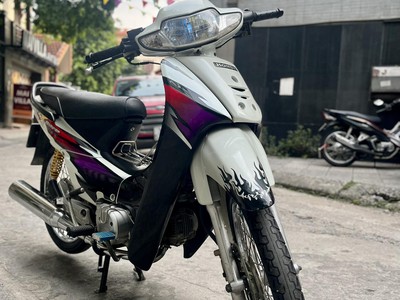 ZX TRẮNG CÔNG TỬ , vip , nilong kín xe 10