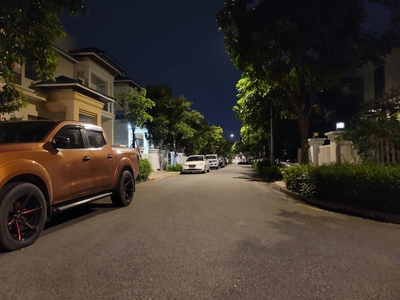Biệt thự đơn lập senturia vườn lài -sổ đẹp- chính chủ -giá tốt 1