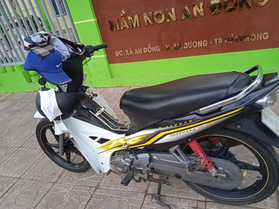 Cân bán xe siot a đi rất êm dịu đi giữ gìn 0