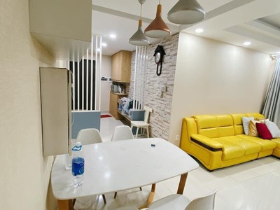 Chính chủ bán căn hộ đã có sổ hồng tầng 23 tòa nhà lucky palace, 50 phan văn khỏe, phường 1, quận 0