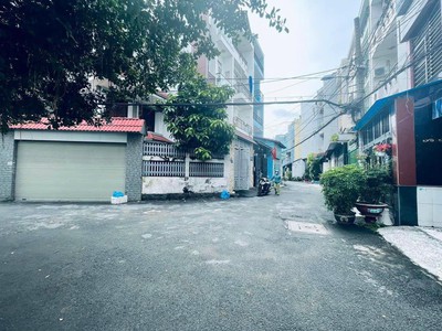 Soschủ đi định cư nên cần bán gấp căn nhà phạm văn chiêu-p14-gò vấp,tặng toàn bộ nội thất xịn sò 0