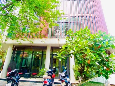 ĐẸP, Ở ĐẲNG CẤP biệt thự sân vườn KĐT Dịch Vọng Cầu Giấy, full nội thất, 268m5t có hầm 76 tỷ 0