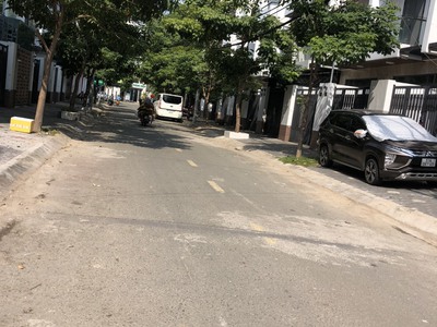 Chủ nhà gởi bán đất ngay mặt tiền 60m2 đường hồ học lãm, lộ 7m , giá 3.120 tỷ 2