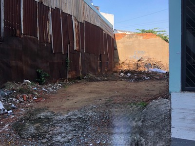 Mình cần chuyển nhượng lại lô đất 58.5m2 giá 3.04 tỷ, sau lưng kdc an lạc shr 0