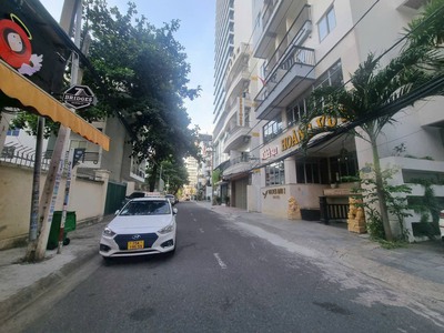 Bán gấp sale off lớn khách sạn 3  14 tầng 48 phòng view biển trung tâm tp. nha trang. 2