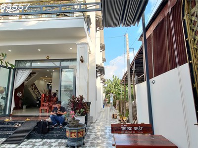 Nhà đẹp, lớn, gần chợ, gần trường học tặng nội thất tại tây ninh 0