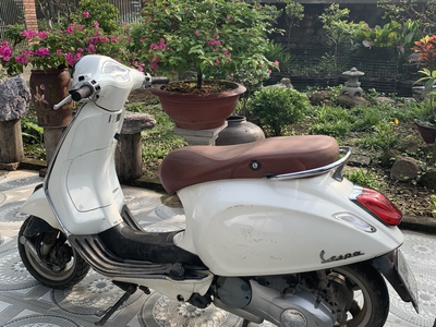Bán xe nhà dùng vespa primavera đời 2014 1