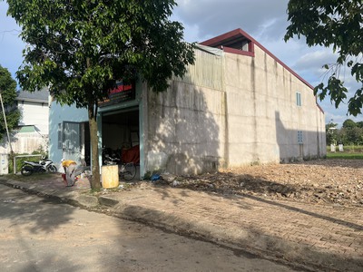 Bán đất khu biệt thự ven sông Sài Gòn, mát mẻ lộng gió, Dân cư đông, hàng loạt tiện ích có sẵn, SHR 4
