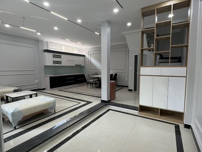 Nhà miếu hai xã xây mới độc lập 4 tầng siêu đẹp , ô tô đỗ cửa ngày  đêm 0