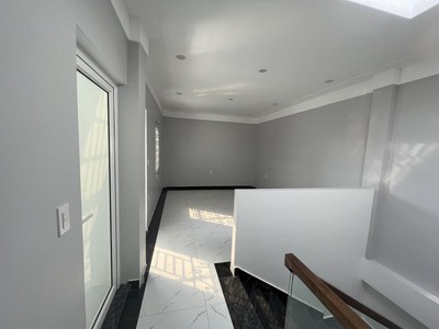 Nhà miếu hai xã xây mới độc lập 4 tầng siêu đẹp , ô tô đỗ cửa ngày  đêm 3