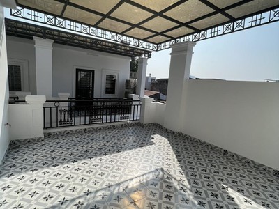 Nhà miếu hai xã xây mới độc lập 4 tầng siêu đẹp , ô tô đỗ cửa ngày  đêm 4