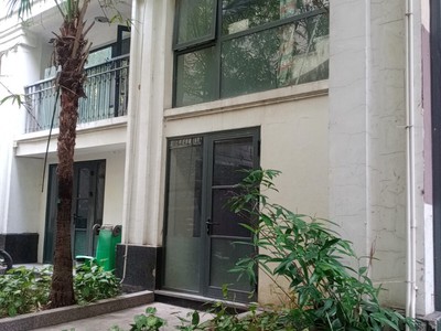 Cho thuê 2 căn b07,b08 khu biệt thự liền kề 622 minh khai thông sang time city 4