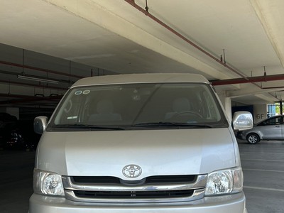 Chính chủ cần bán xe Toyota 0