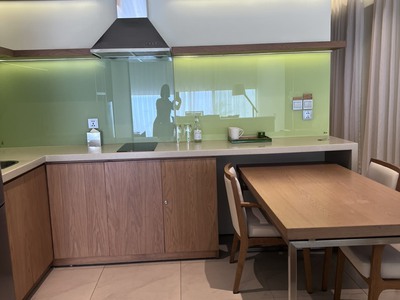 CC cần bán gấp căn hộ view trực diện biển Mỹ Khê Đà Nẵng, full nội thất giá sụp hầm. DT 62m2 4