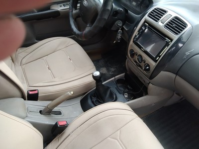 Chính chủ bán xe Ford laser đời 2001 4