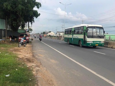 Cần bán gấp: - Cách mặt tiền DT784 600M - đường 9m - sổ có sẳn- 0