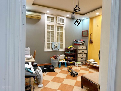 Cho thuê mặt ngõ 189 Hoàng hoa thám ở và VP, SPA, Tóc, showroom, cafe 2