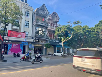 Mặt đường kinh doanh cực đẹp mặt đường Hồng Bàng, Minh Khai, Lê Hồng Phong, TP Vinh, NA 2