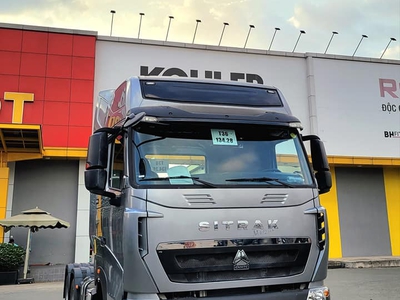Giá Xe Đầu Kéo Howo Sitrak 440HP T7H Bình Định 1