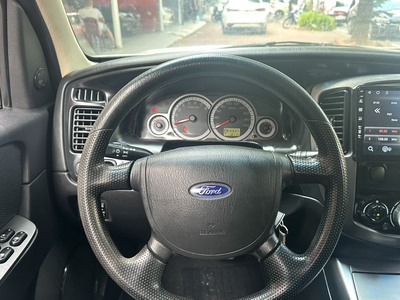 Chính chủ bán xe Escape XLS AT 2011 7