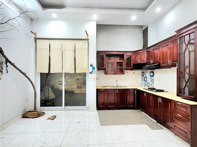 Bán nhà phố trịnh công sơn quận tây hồ. 44m xây 6 tầng mặt tiền 4.2m nhỉnh 11 tỷ. cam kết ảnh thật 3